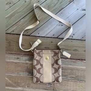 EUC Coach signature jacquard crossbody